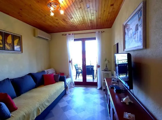 Toni * Traù