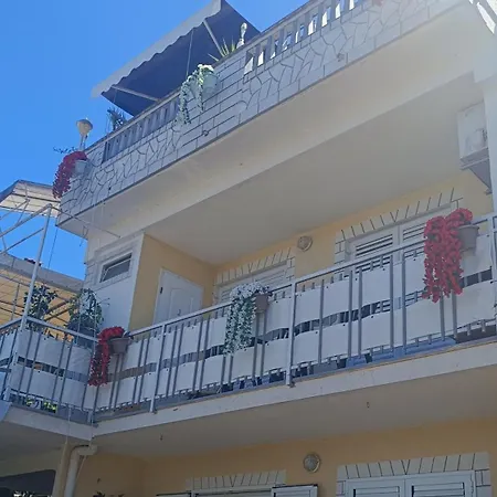 Διαμέρισμα Toni Τρογκίρ